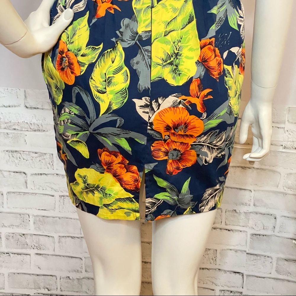 Floral French Connection Mini Dress **MINT CONDITION** - Picture 5 of 12